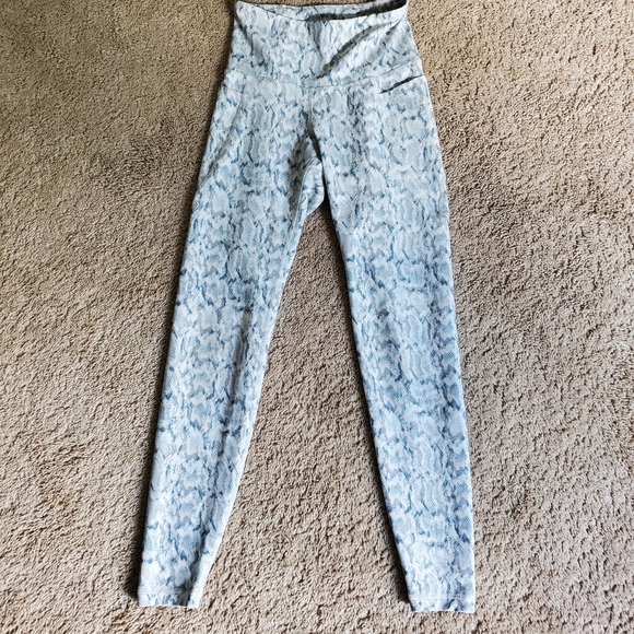 Old navy leggings - Picture 1 of 3